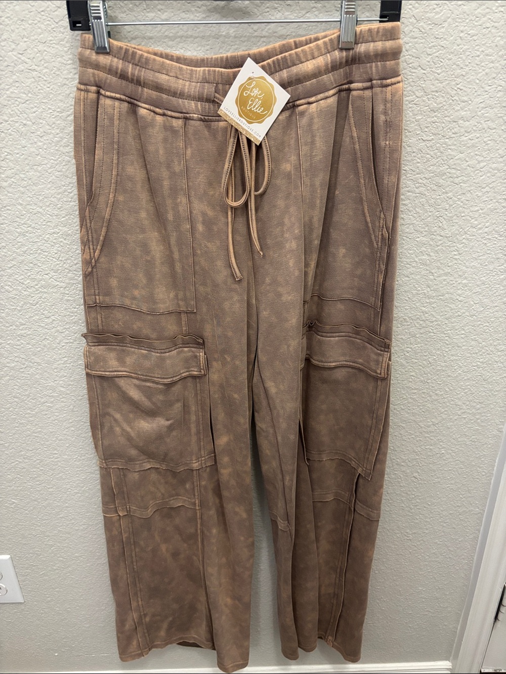 Brown Cargo Wide-Leg Pants - Women's Brown